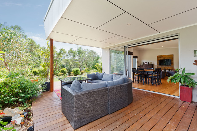 Gooseberry Hill contemporary-traedaeck