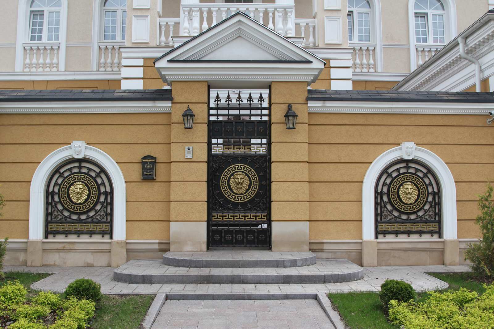 Дом в Ростошах