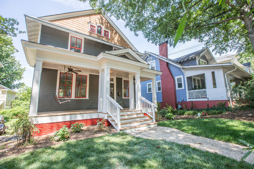 Transitional home design photo in Raleigh