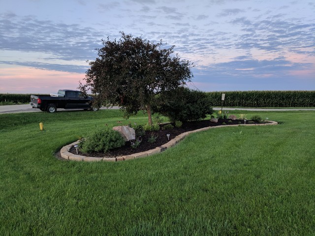 Raised Corner Landscape Bed farmhouse-garden