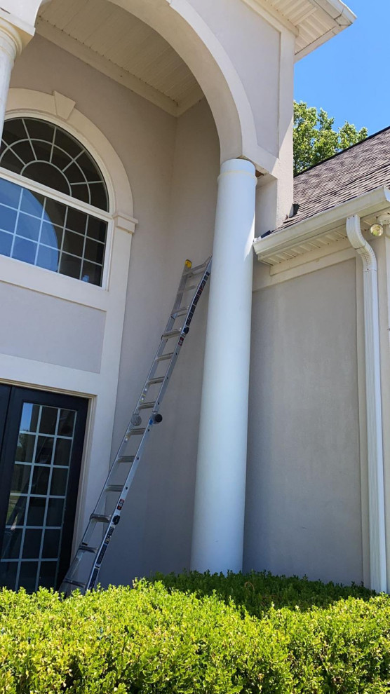 Roman-Style Column Replacement