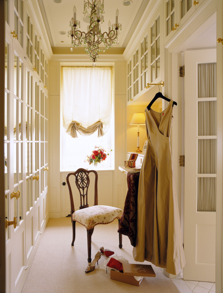 Traditional dressing room in Chicago.