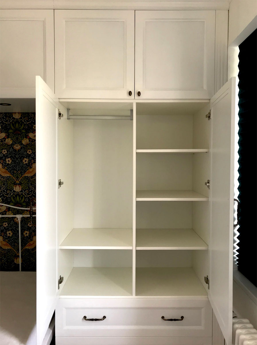 Шкаф в спальню