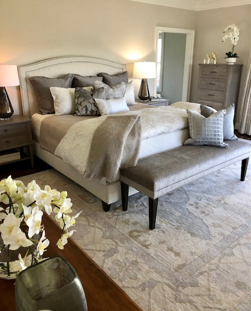 Serene bedroom