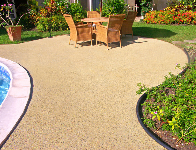 Patios by Rubaroc Rubber Safety Surfacing - Classique - Terrasse et ...