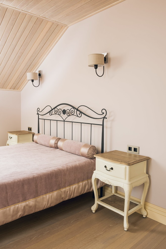 Комплексный текстильный дизайн для дома в Подмосковье