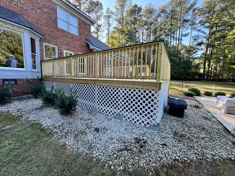 Deck with double stairs