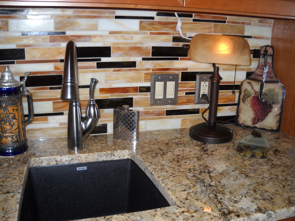 Inspiration for a transitional kitchen remodel in Seattle