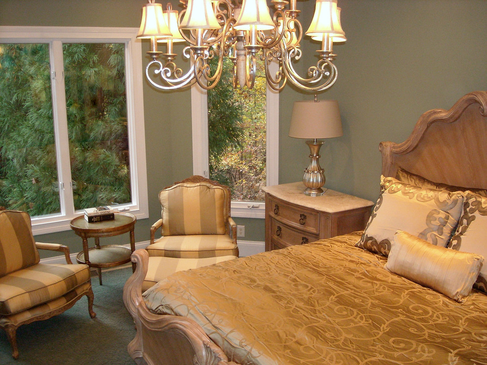 Photo of a traditional bedroom in Raleigh.