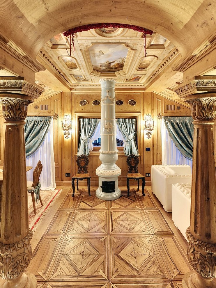 Little Castle Traditional Living Room Venice by Bda