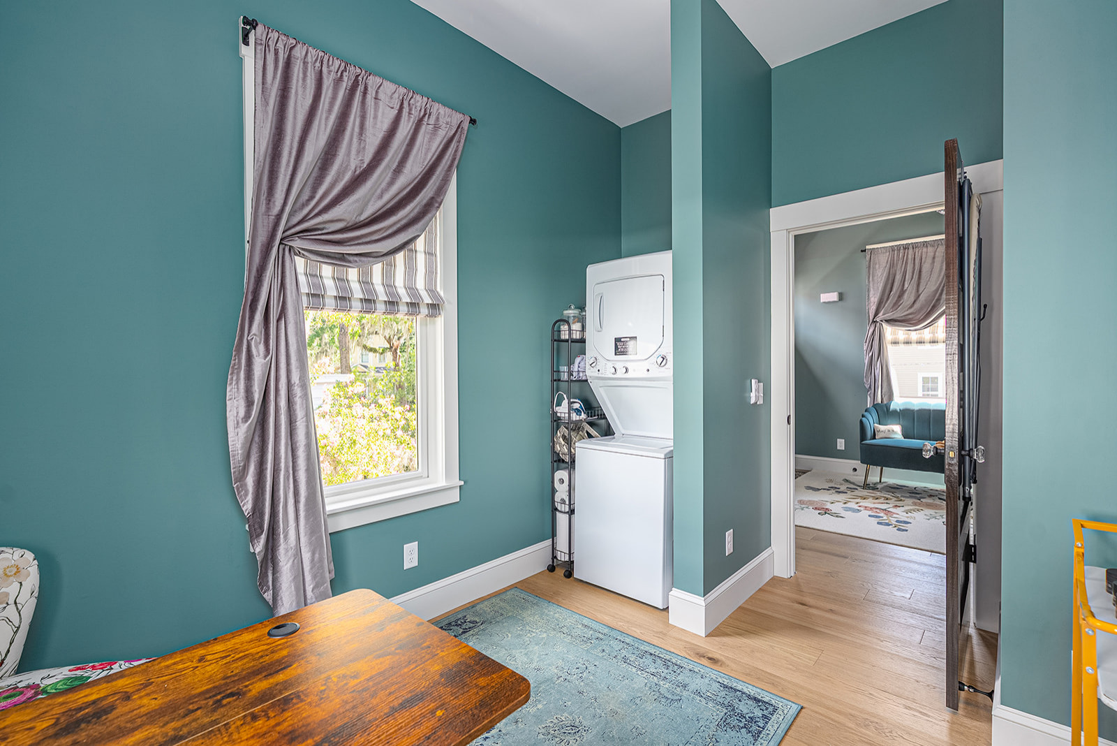 The Dragonfly Cottage/Carriage House