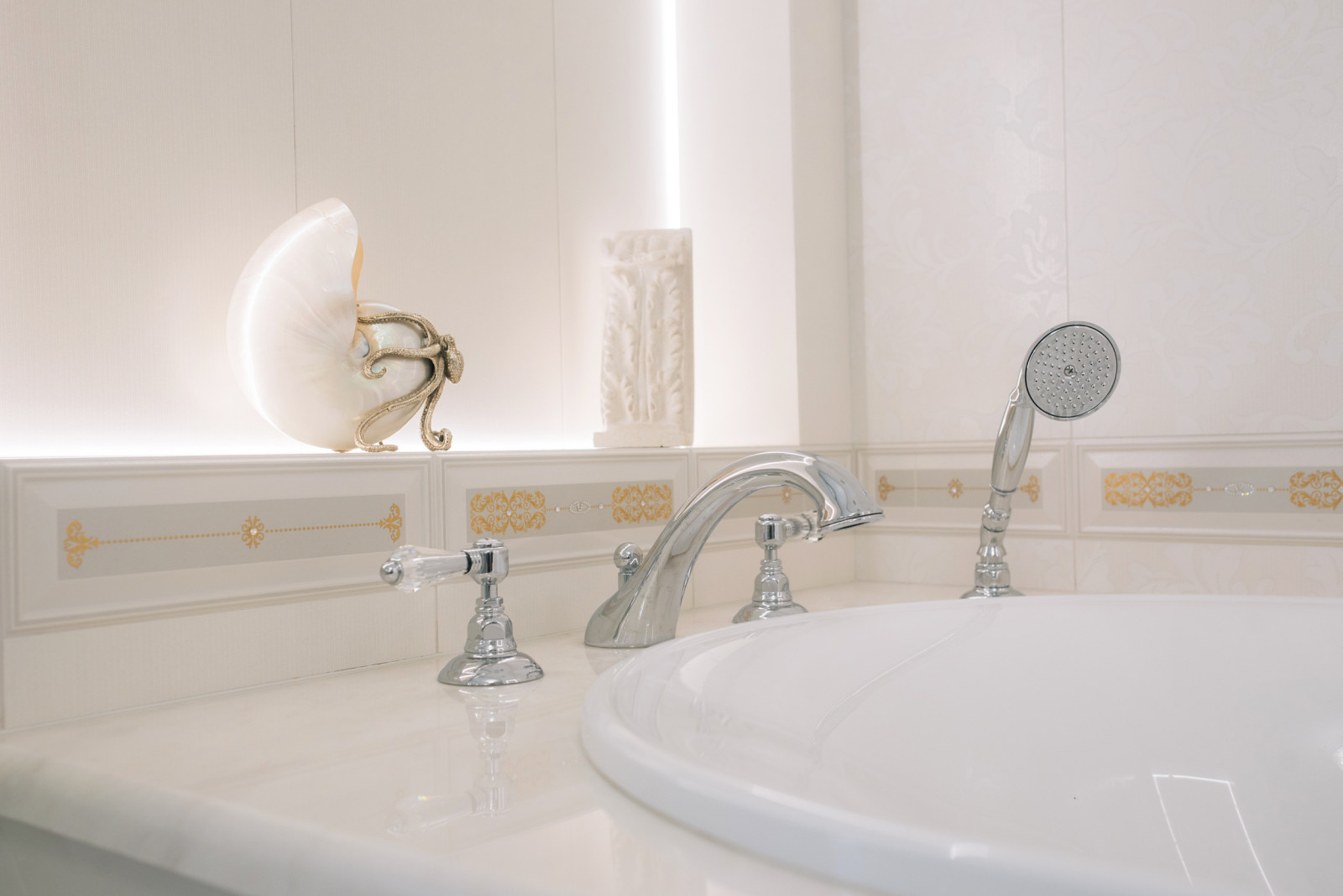 Классика в голубых тонах