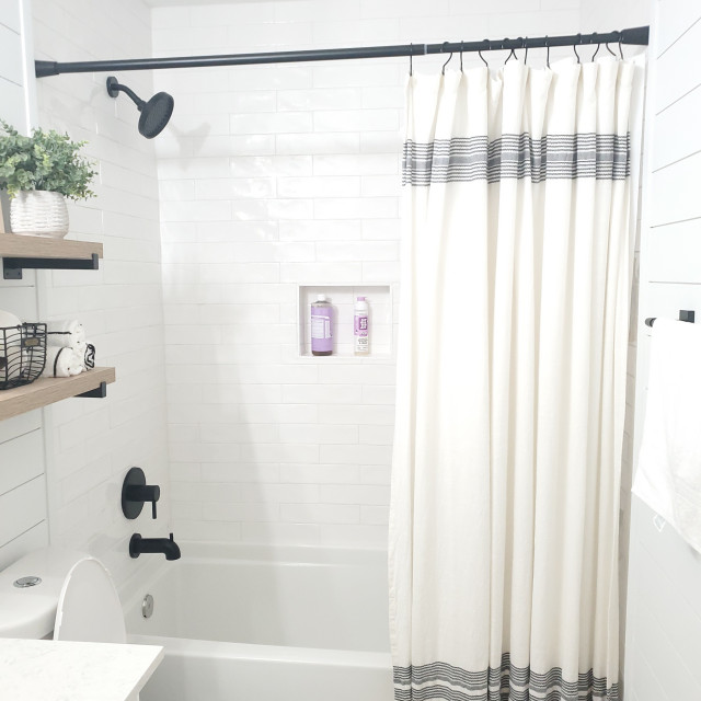 Modern Farmhouse Bathroom Country Atlanta by Virgil Homes LLC