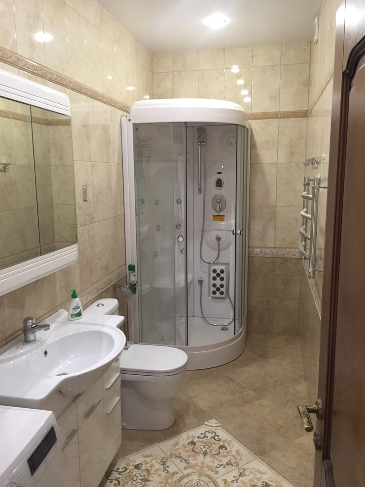 Жилой дом общей площадью более 700 кв. м.