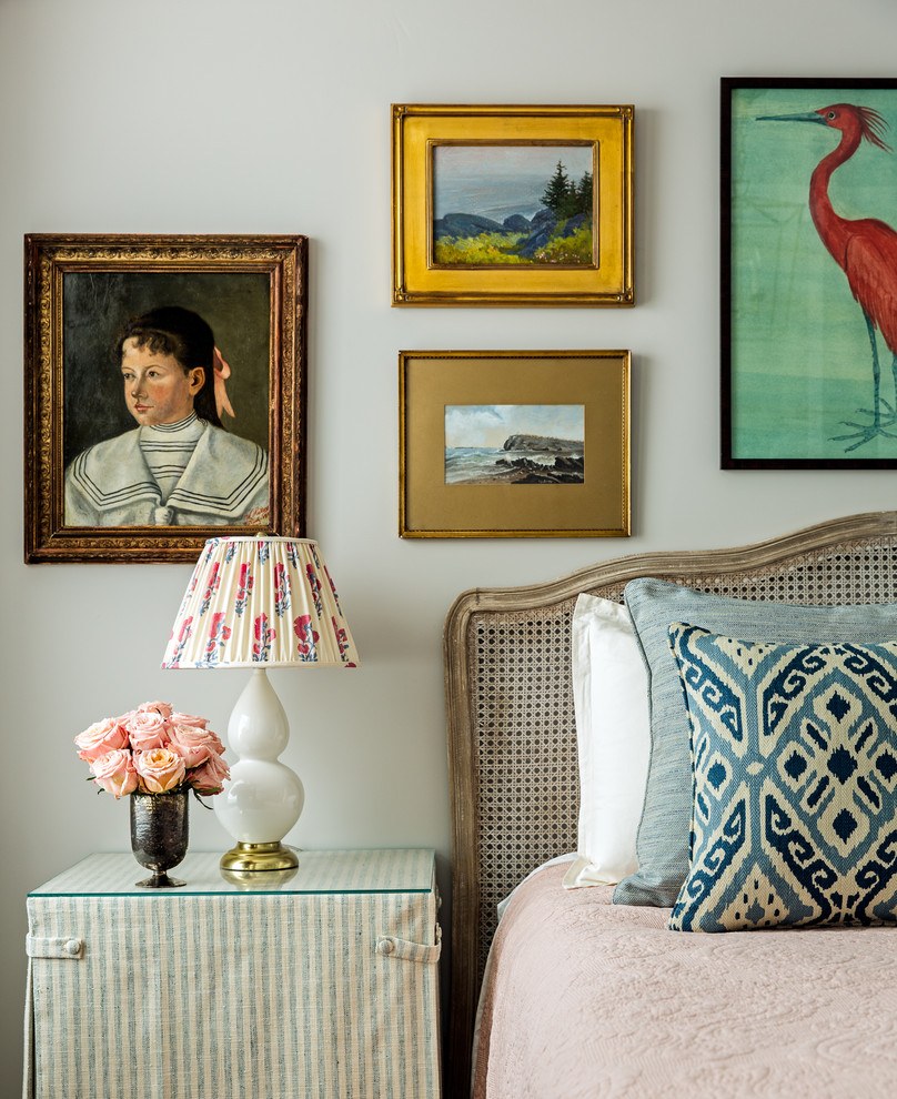 Elegant home design photo in Boston