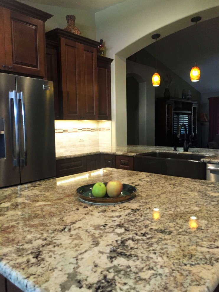 Example of a mid-sized transitional kitchen design in Phoenix