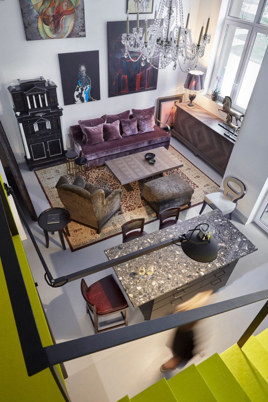 СТУДИЯ С АНТРЕСОЛЬЮ В МОСКВЕ