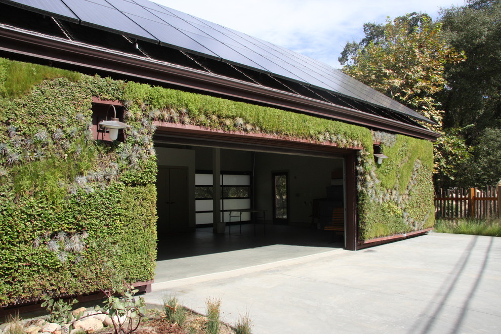 This is an example of a contemporary garage in Los Angeles.