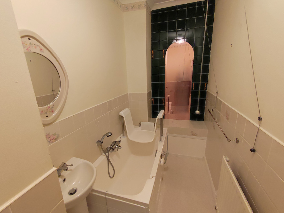 Existing family bathroom
