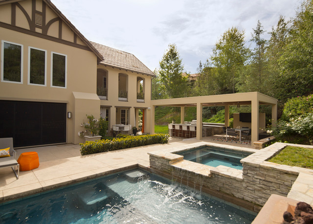 Calabasas Project piscina