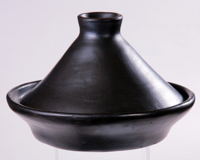 La Chamba Black Clay Tagine, Medium Traditional Specialty Cookware by Toque Blanche Houzz