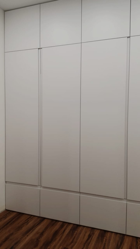 Шкаф в коридор