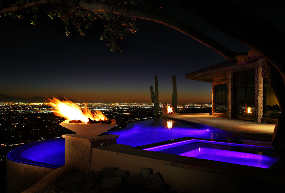 Inspiration for a tropical pool in Phoenix.