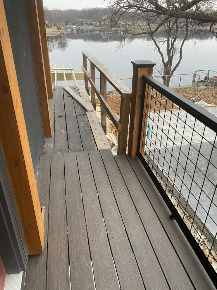 Deck Beautification in Lake Waukomis, MO