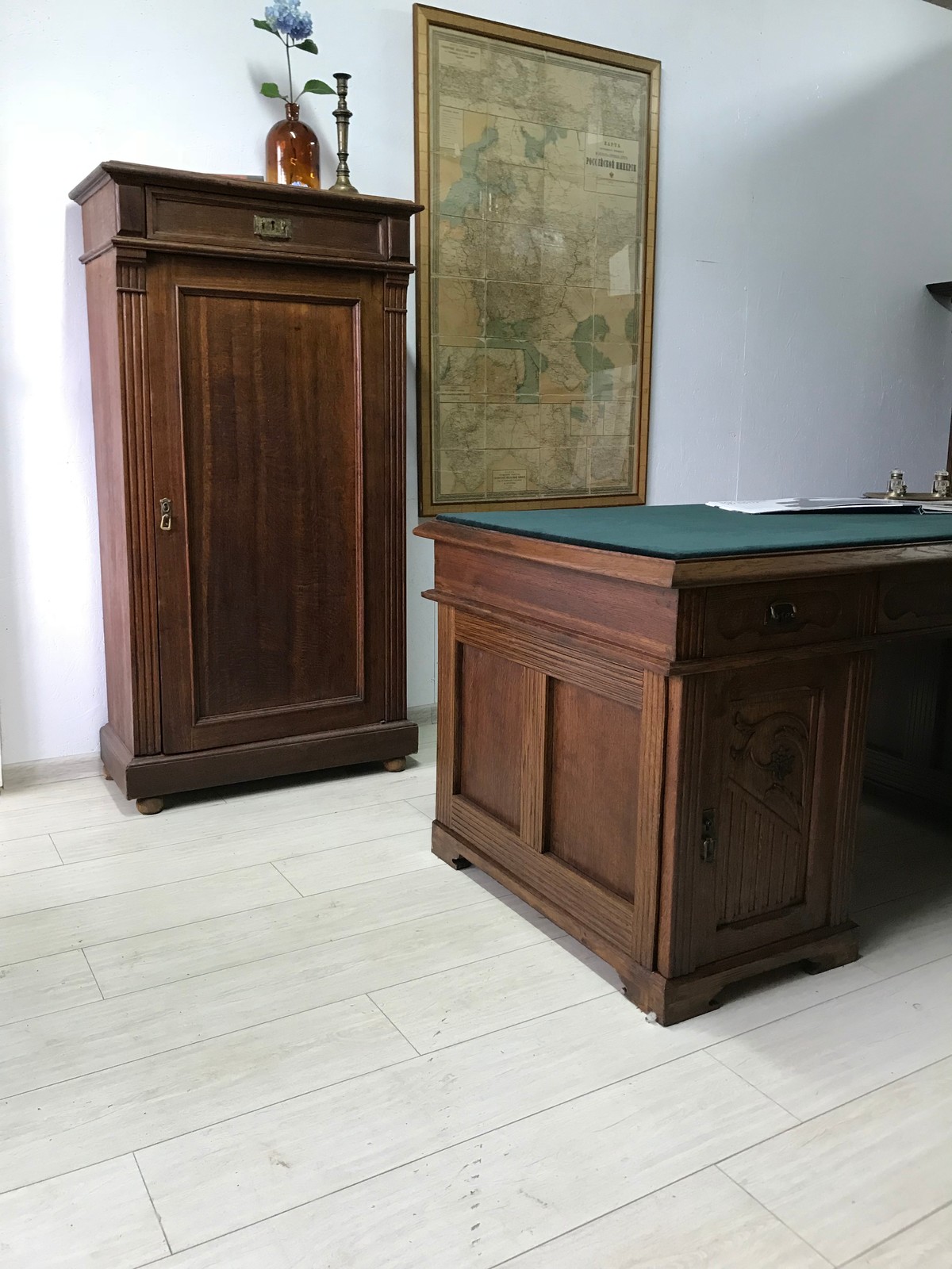 Антикварный кабинет 19 век