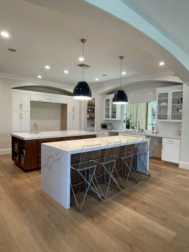 Expansive Gourmet Kitchen and Family Room