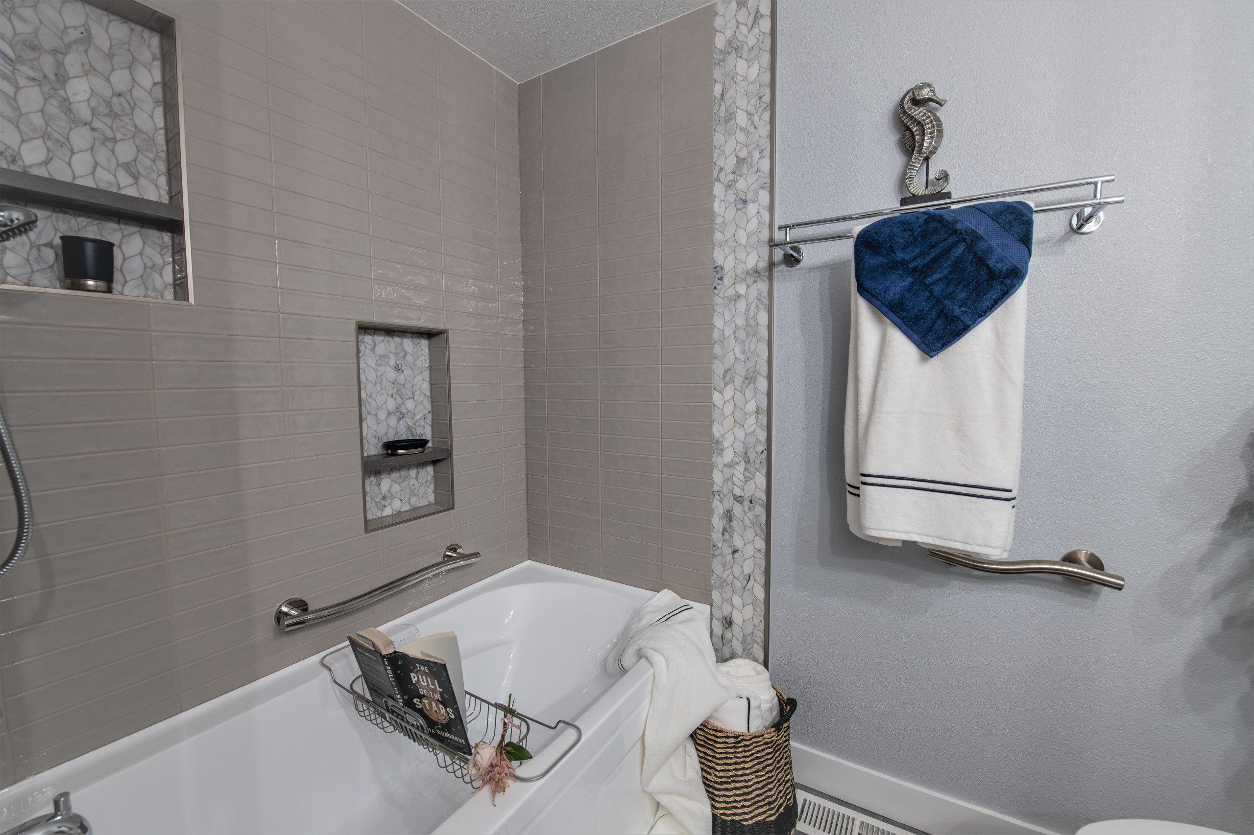 Contemporary bathroom