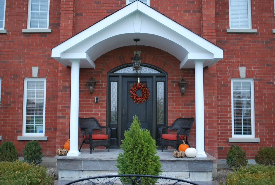 Welcoming portico