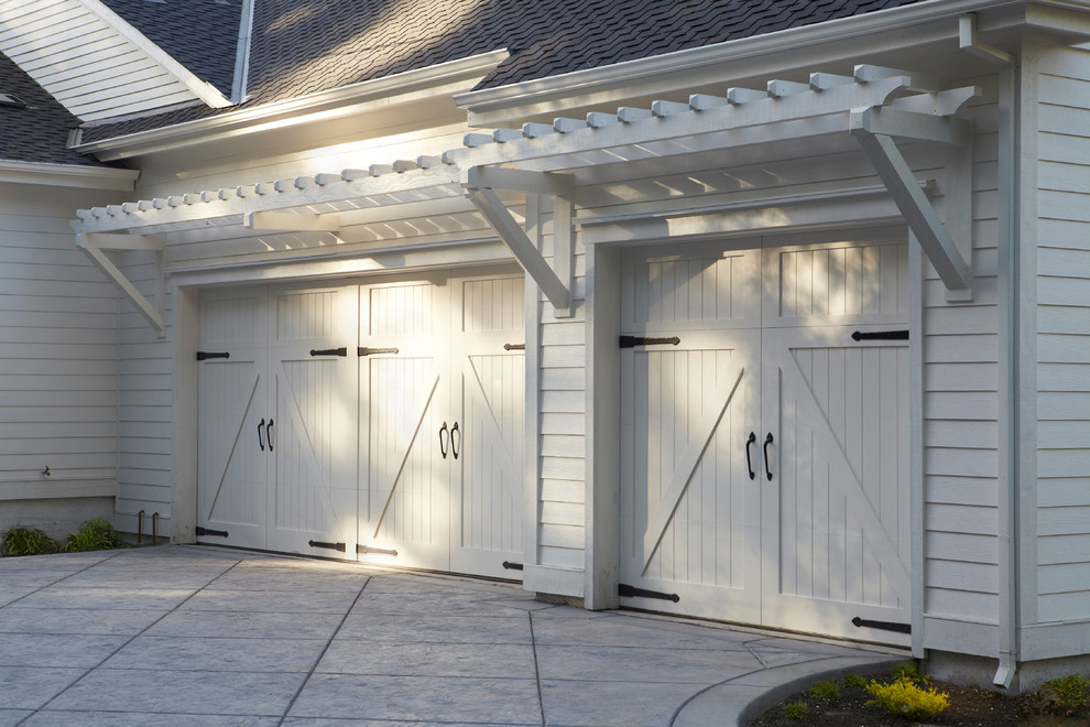 Inspiration for a traditional garage in San Francisco.