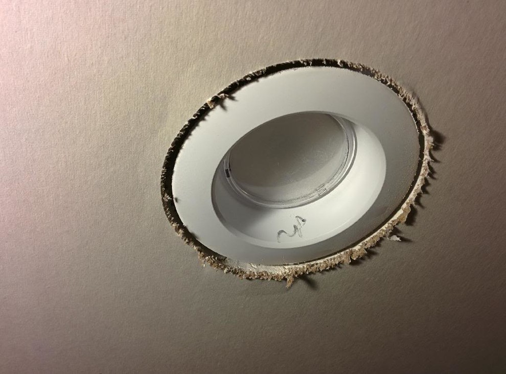 (rant) Drywallers damaged LED lighting