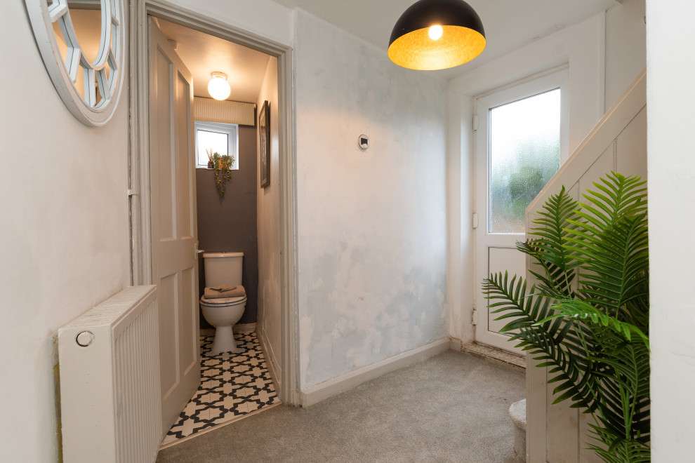 2 Post House - Stage to Sell