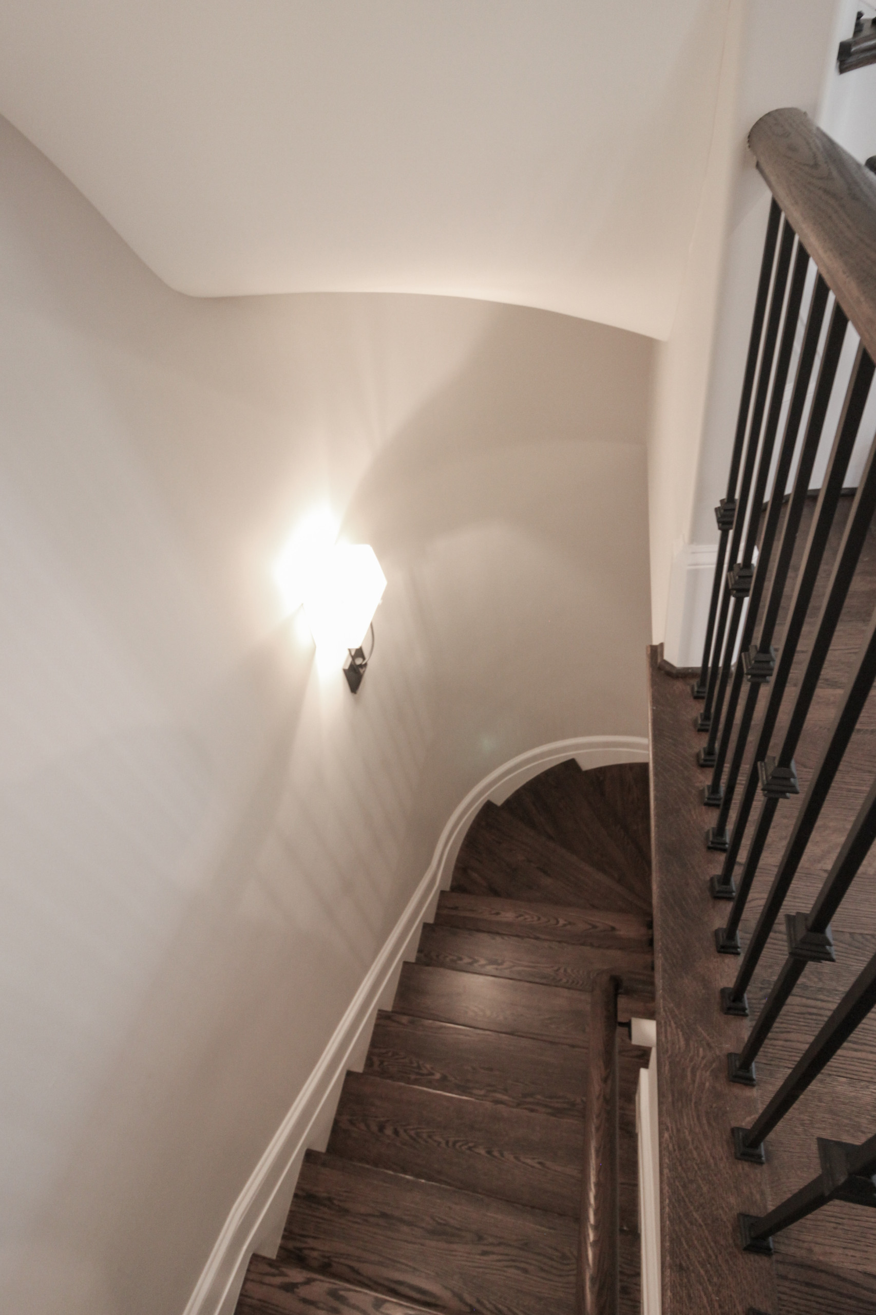 86_ Gorgeous Floating Curved Staircase, McLean VA 22066