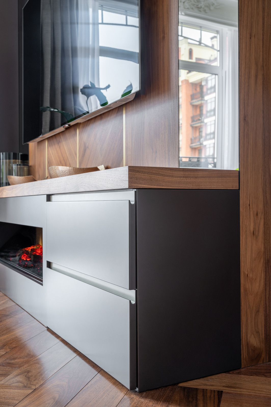 Мебель в гостиную со шпоном американского ореха