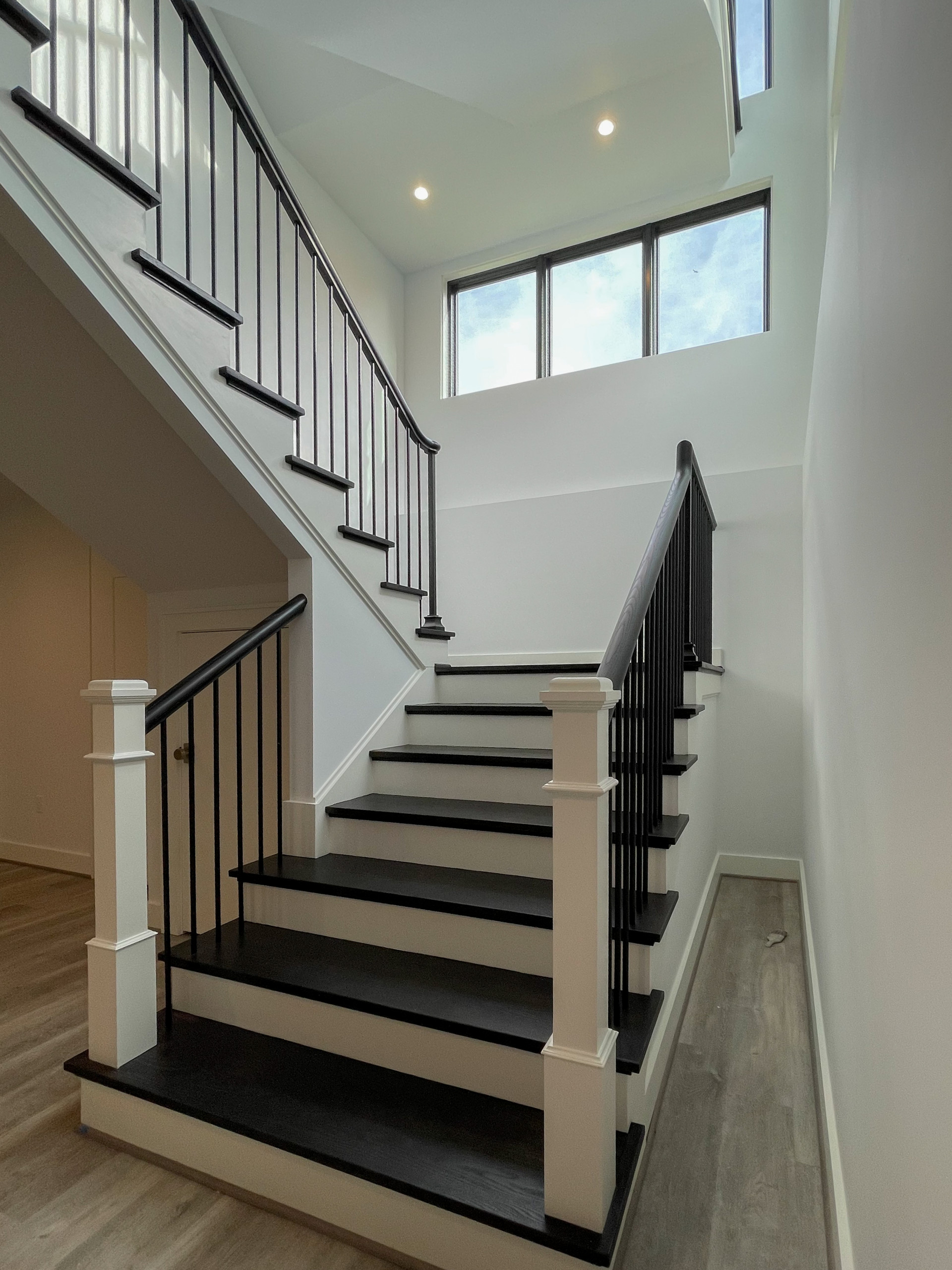 90_Classic Staircase with a Contemporary Twist, McLean VA 22101