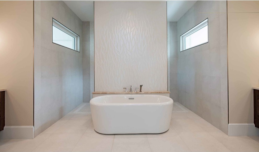 Bathroom - transitional bathroom idea in Miami