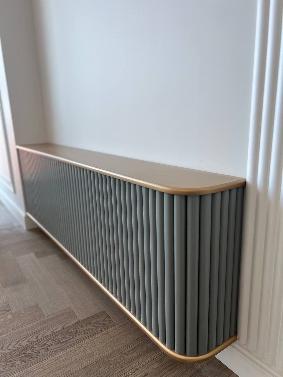 По дизайну заказчиков