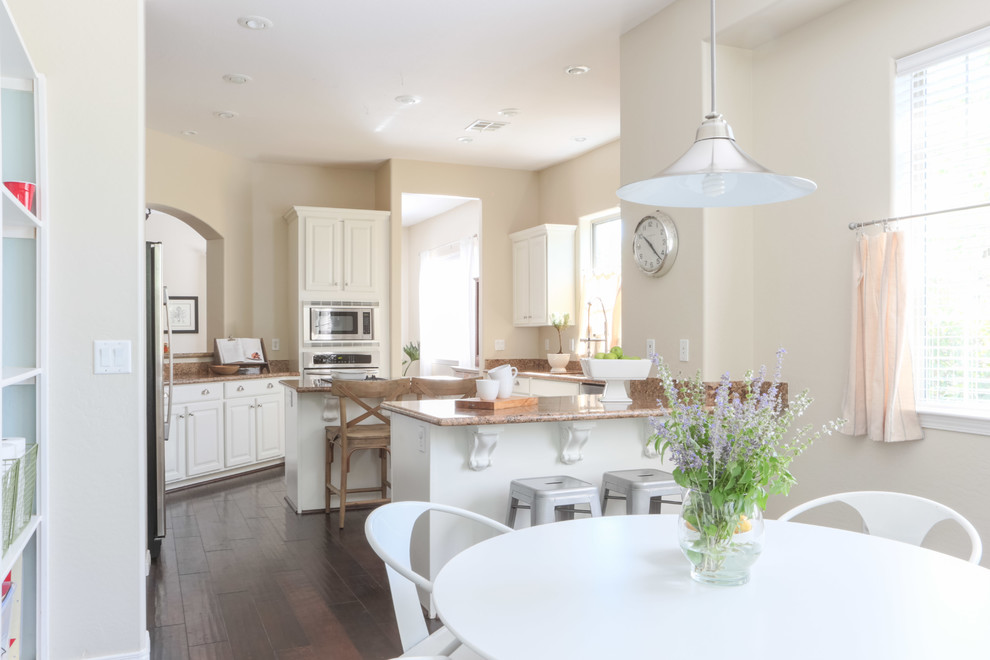 Inspiration for a transitional home design remodel in Phoenix