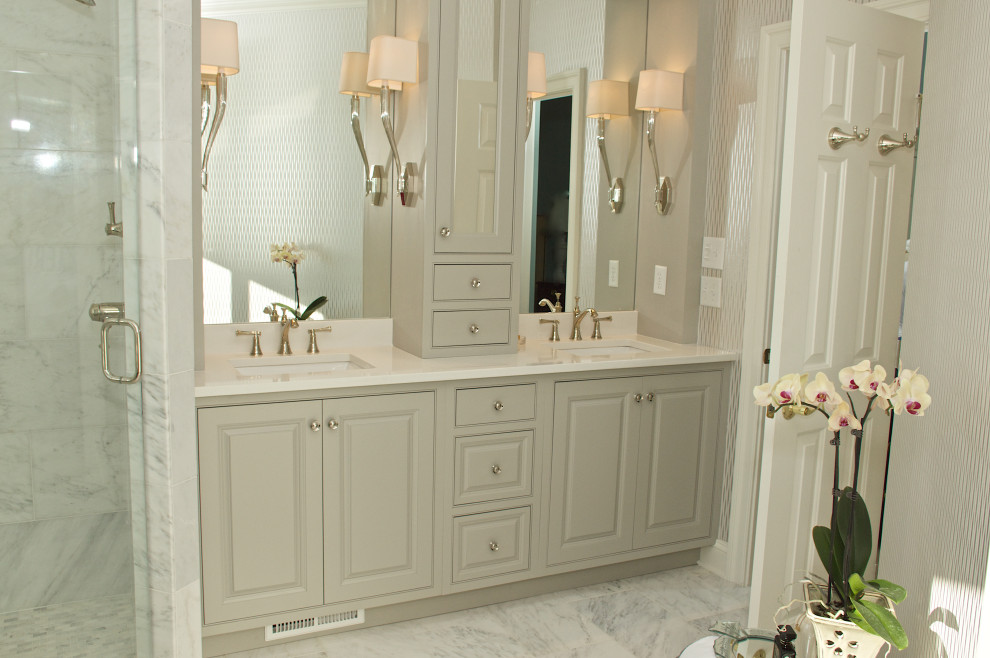 MASTER BATH CARRARA MARBLE