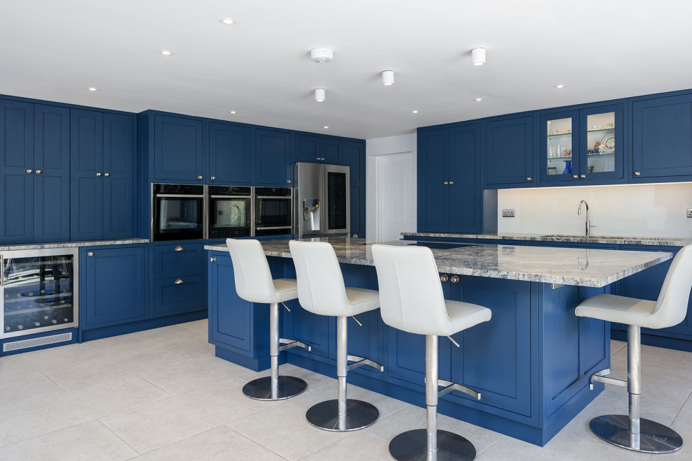 This is an example of a traditional kitchen in Berkshire.