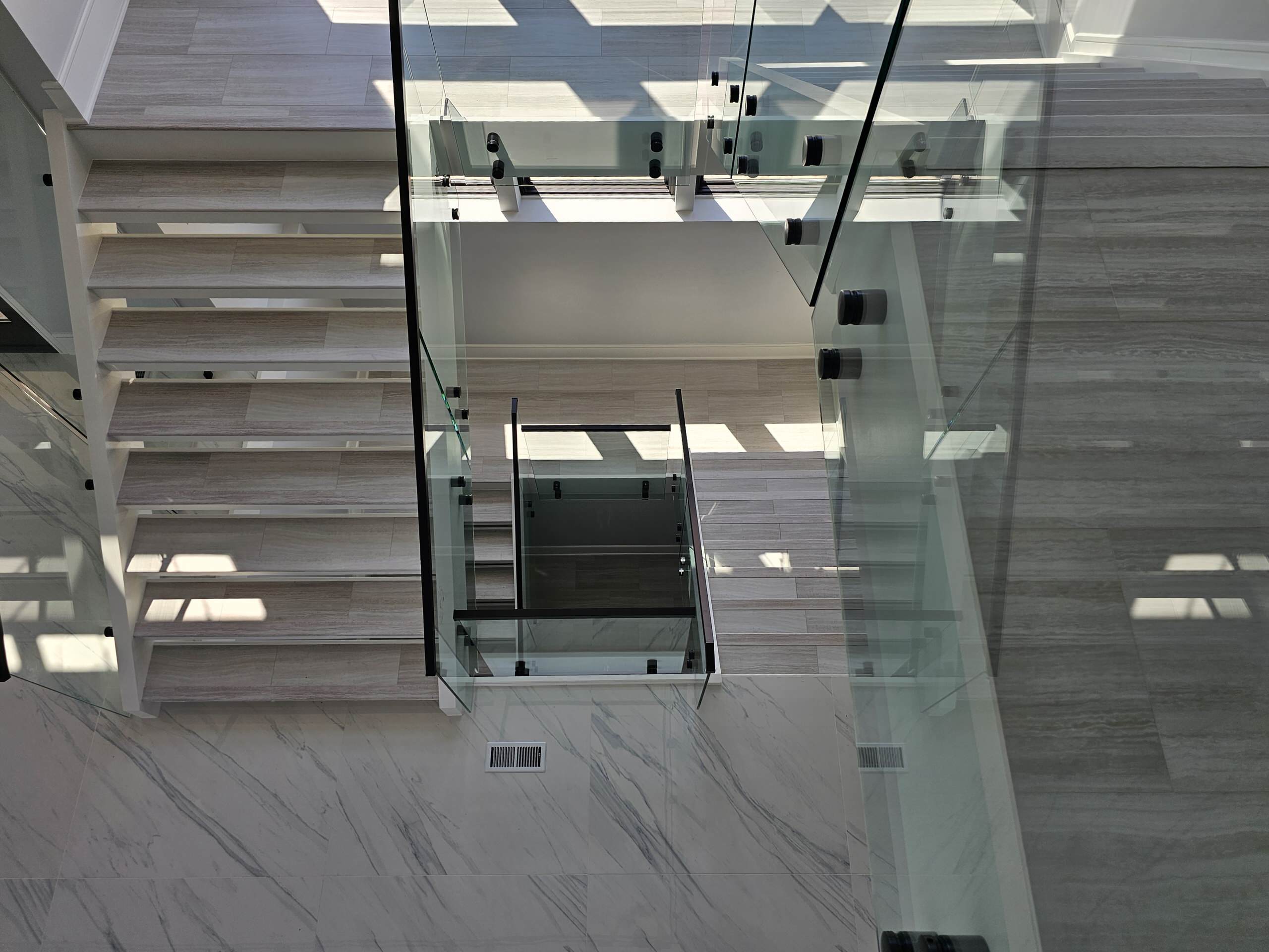 125_Modern Open Rise Stair with Glass Balustrade, Aldie, VA 20105