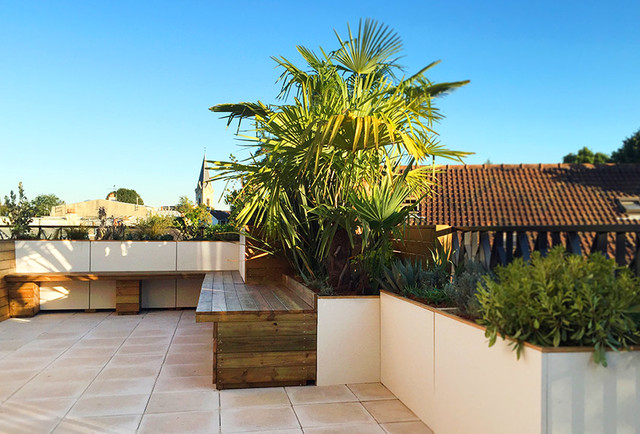 Terrasse m&eacute;diterran&eacute;enne contemporary-deck