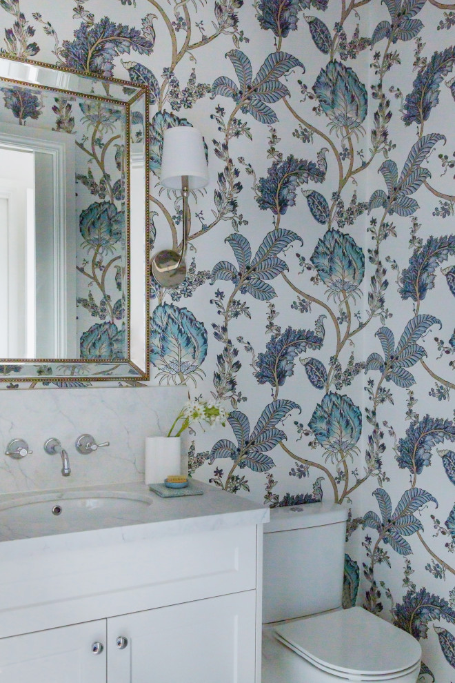 This is an example of a traditional powder room in Melbourne.