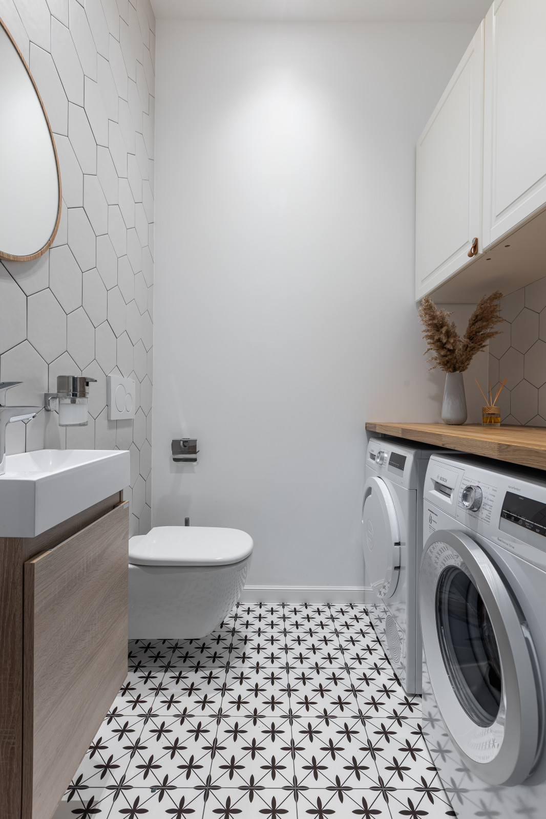 ЖК На Моисеенко,27