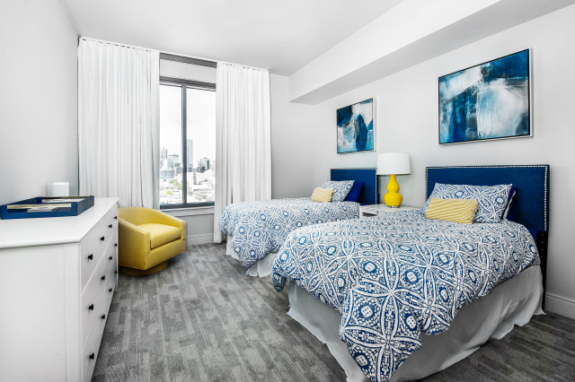 Inviting guest bedroom contemporaneo-camera-da-letto