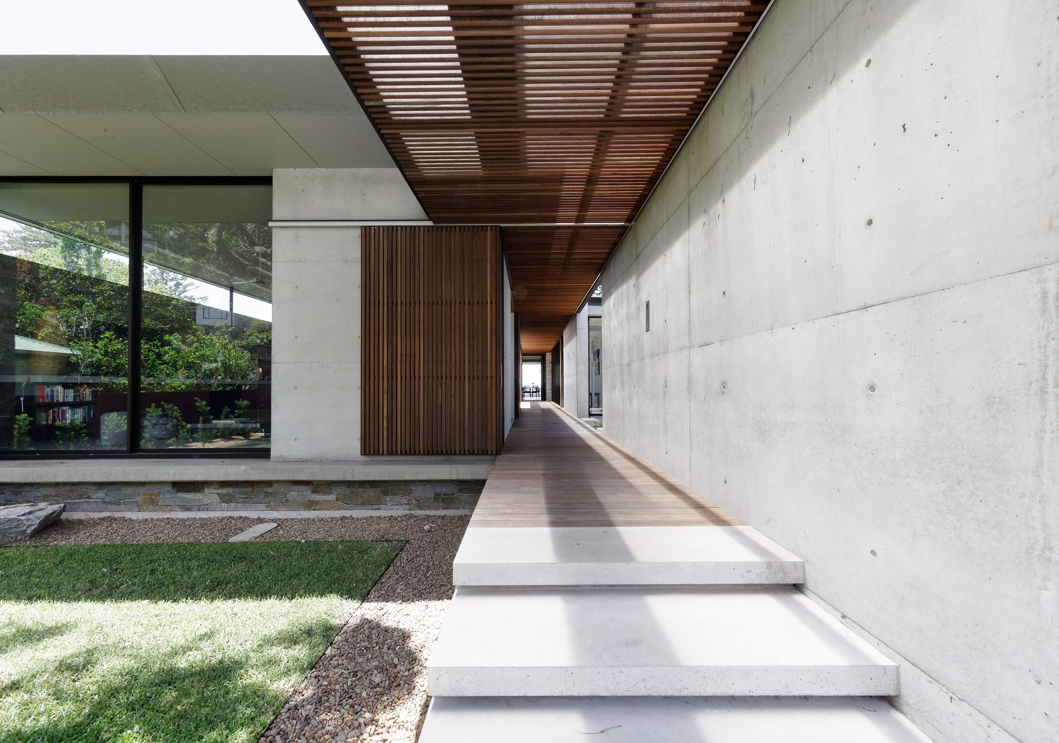 17 Stunning Homes With Beautiful Breezeway Designs | Houzz AU