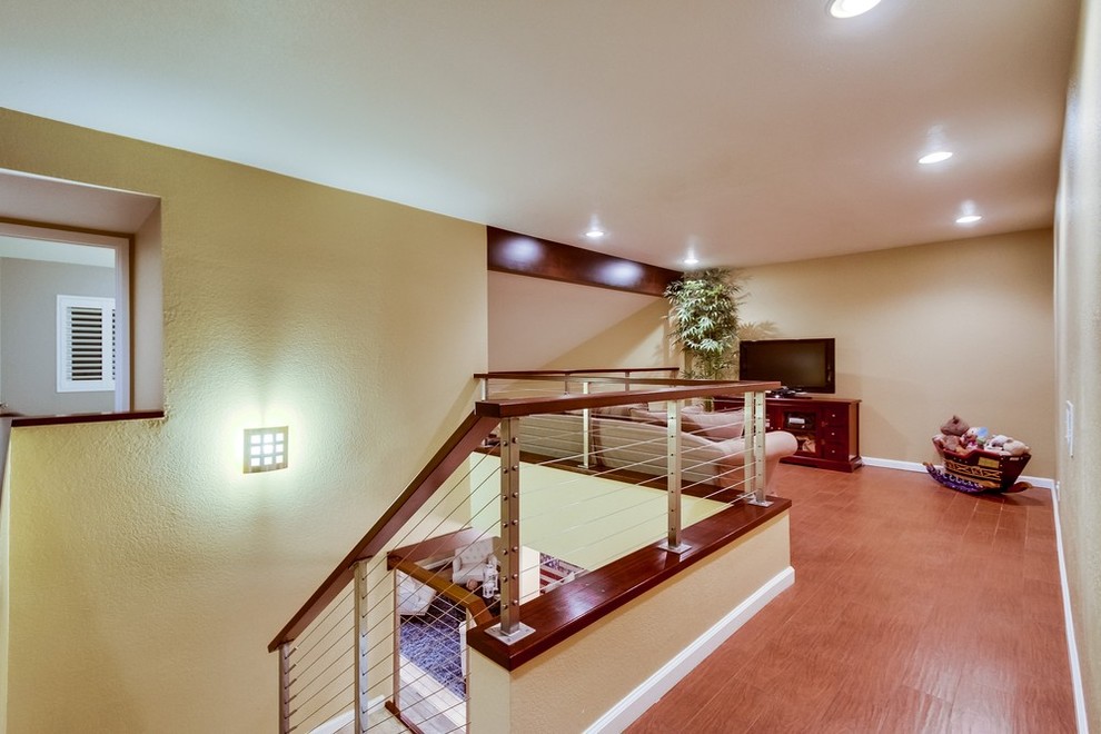 This is an example of a modern family room in San Diego.